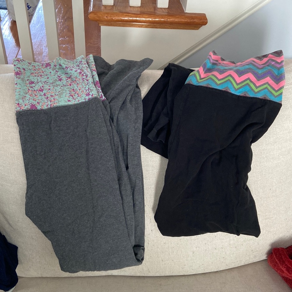 2 flare leg yoga pants
